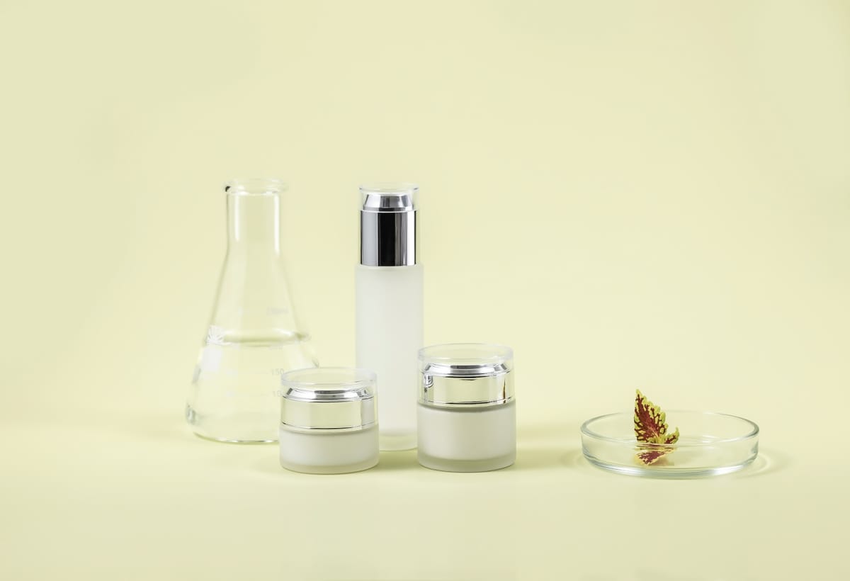 The Quiet Power of Vitamin B3: Why Your Post-30 Skin Needs This Multi-Tasking Peacemaker